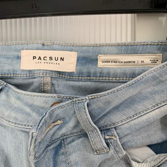 Pacsun high waisted denim jeans shorts. - Picture 2 of 3